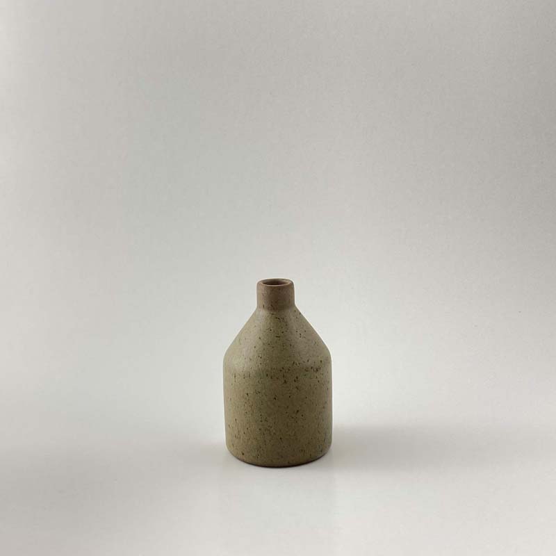 Short Neck Pot 1 10