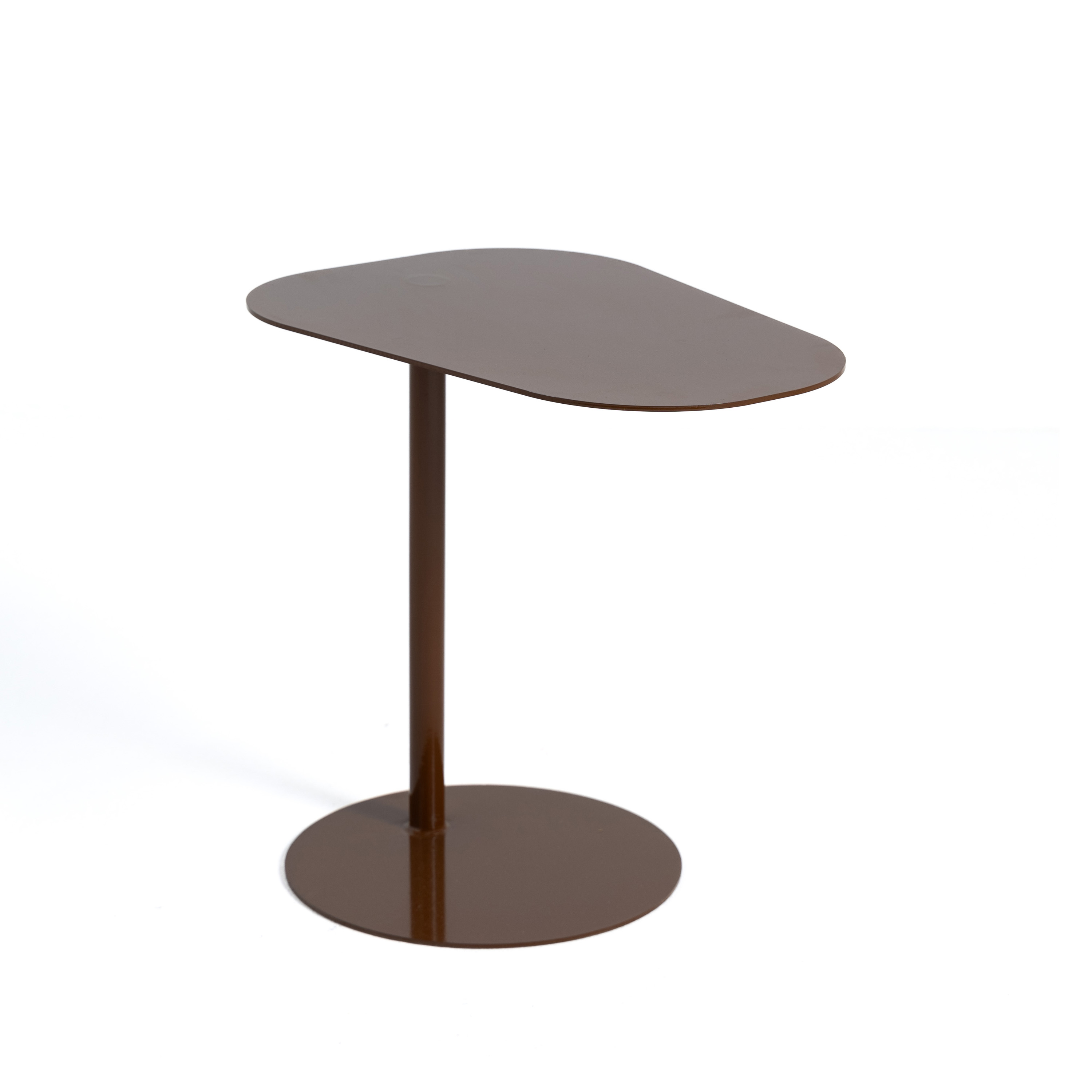 Darcie Steel Side Table – Sleek Lacquered Finish 3