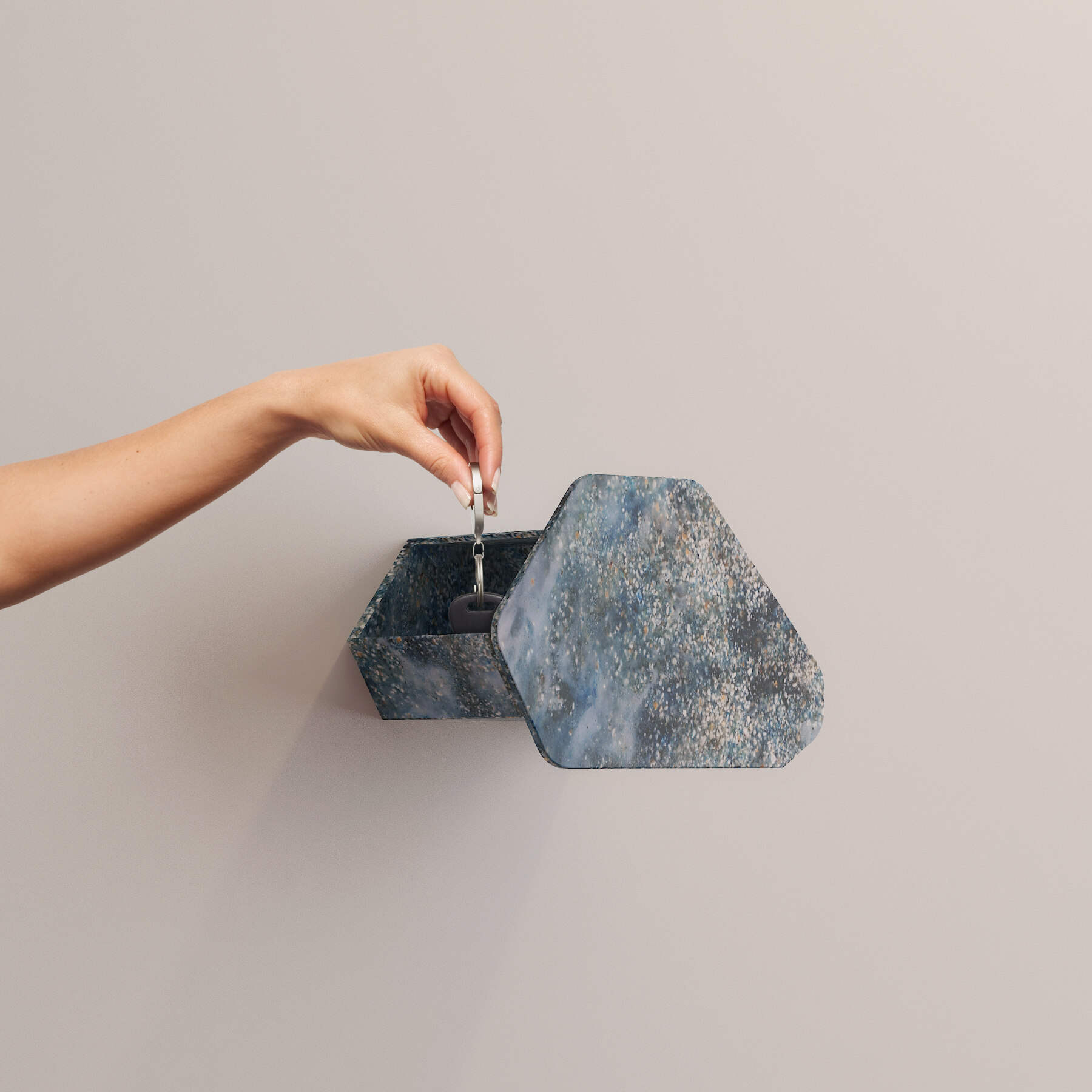 Pebble Hangers / Storage 0