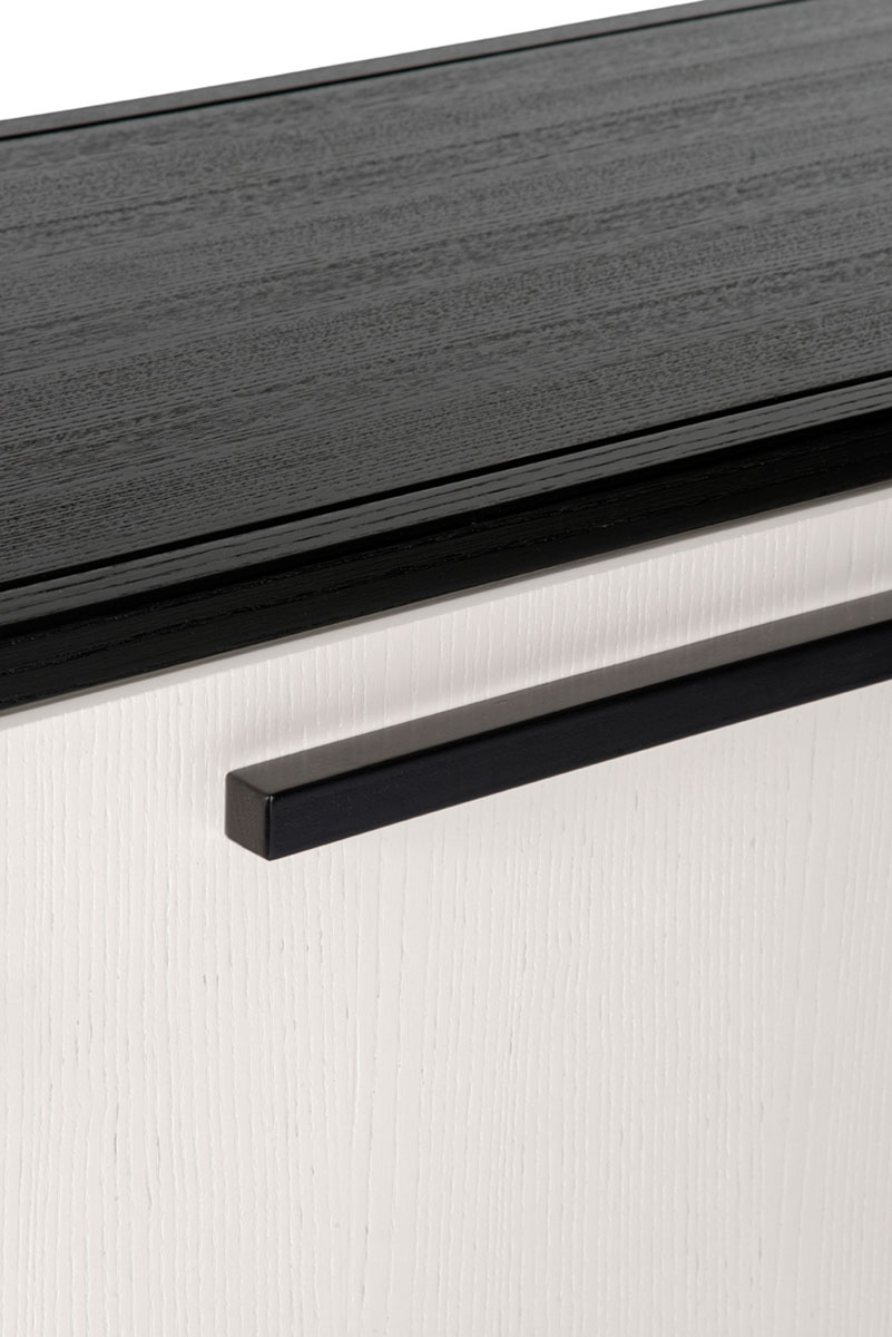 Inverse Side Board 2