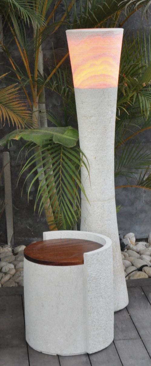 Outdoor Side Table – Stone & Wood 3