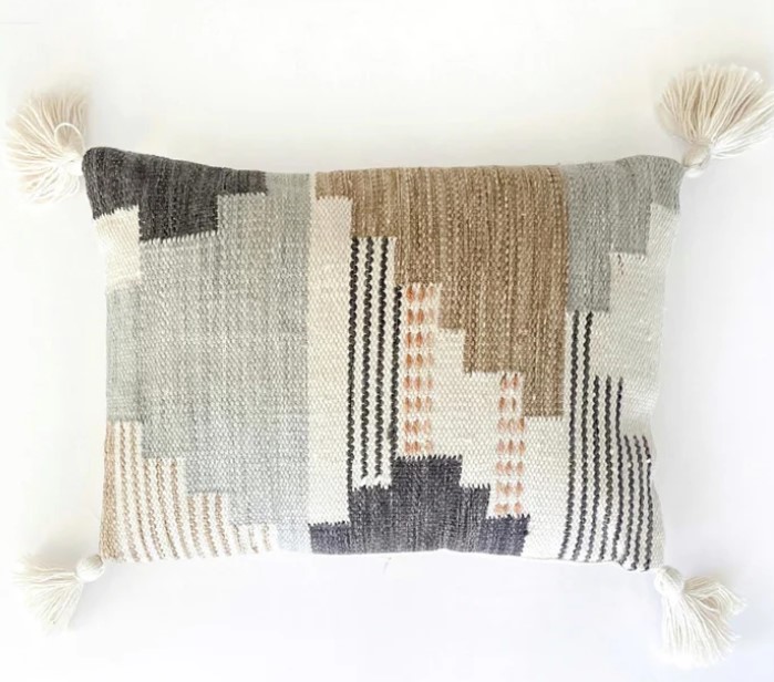 Escaya Handwoven Pillow 0