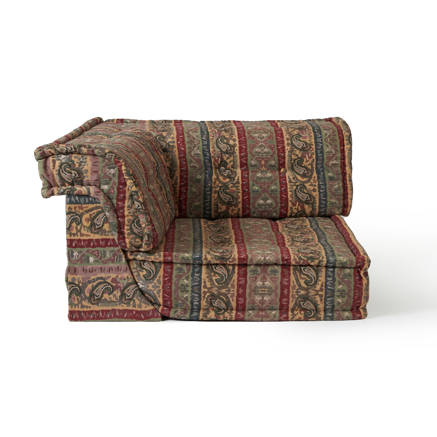 Kenji - Corner Seat 1