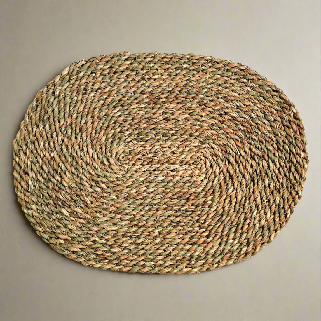 Halfa oval placemat 0