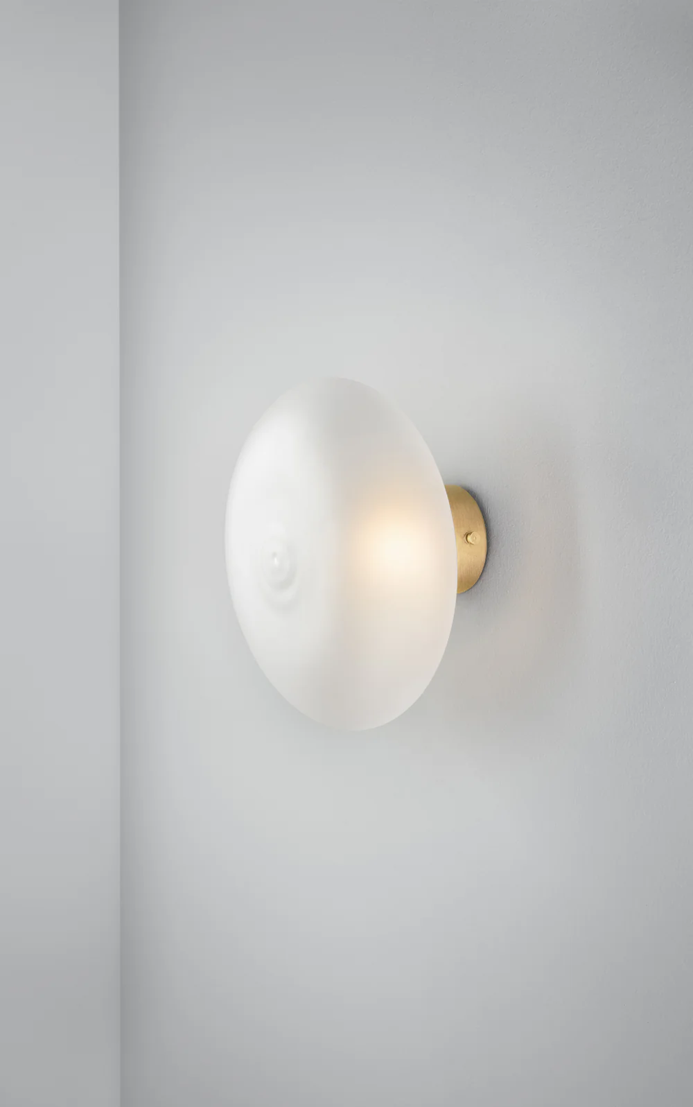 Halo Sconce - Brass 0