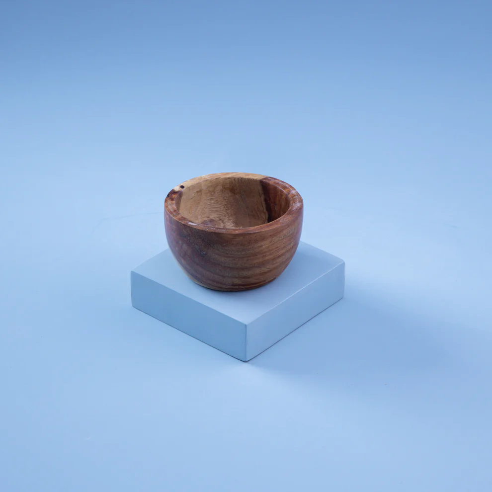 Set of Wooden Circular Bowls 6