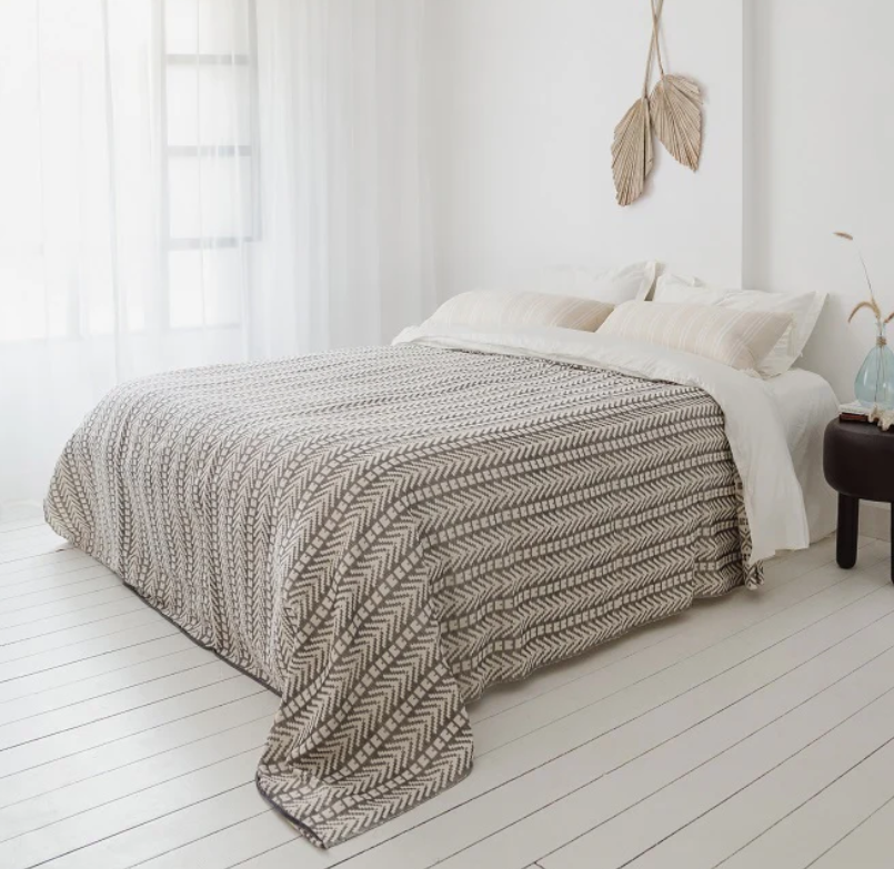 Arrows Bed Cover 1
