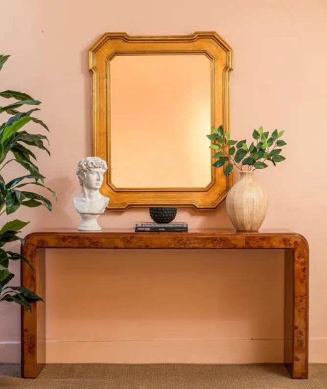 Lofty Bold Gilded Mirror – Classic Elegance With a Statement Frame 2