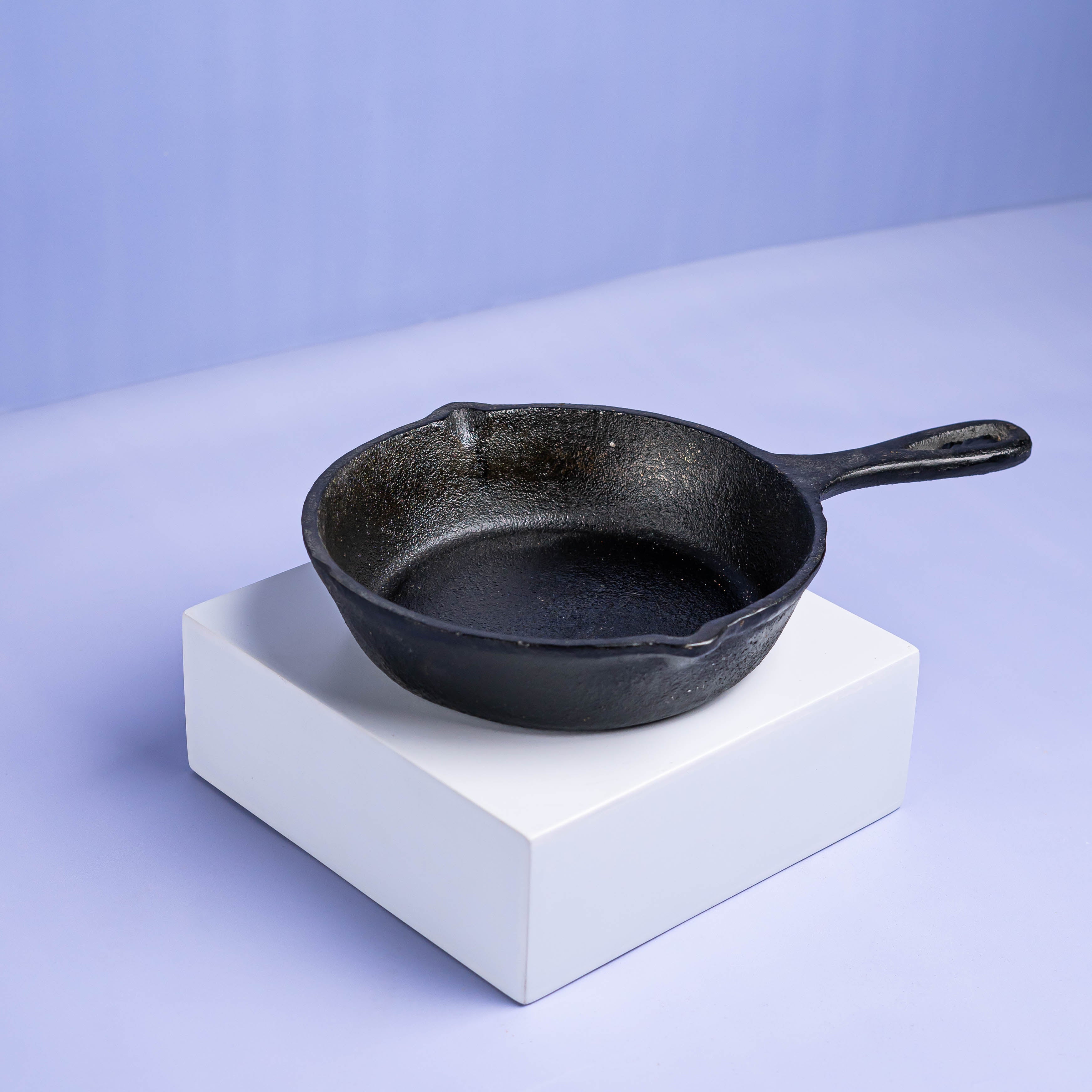 cast-iron-pan 25 cm 0