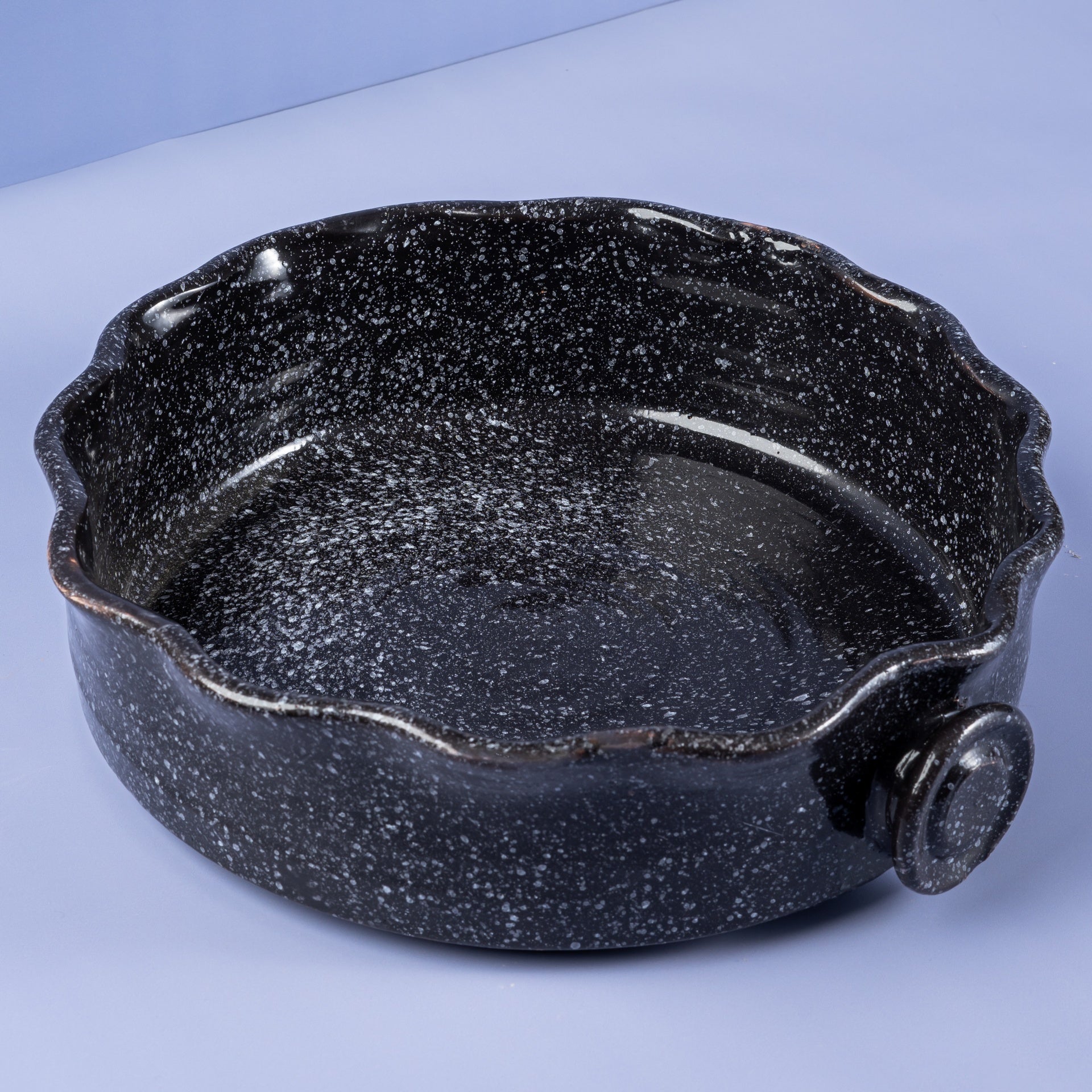 Black Pottery Tajin 0
