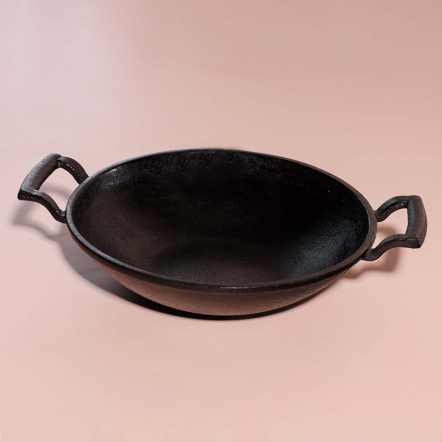 Cast Iron Wok 0