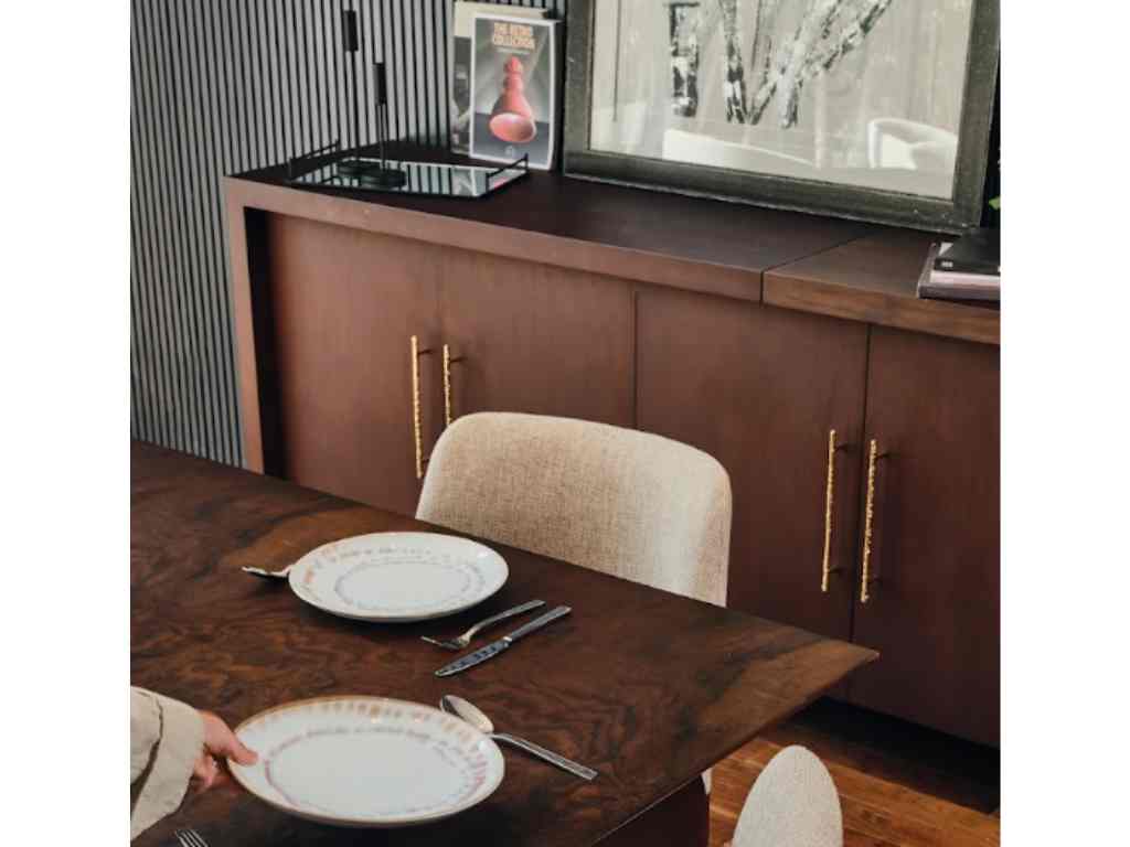 Belt Buffet - Beech Burl Walnut Veneer And Brass Handles 0