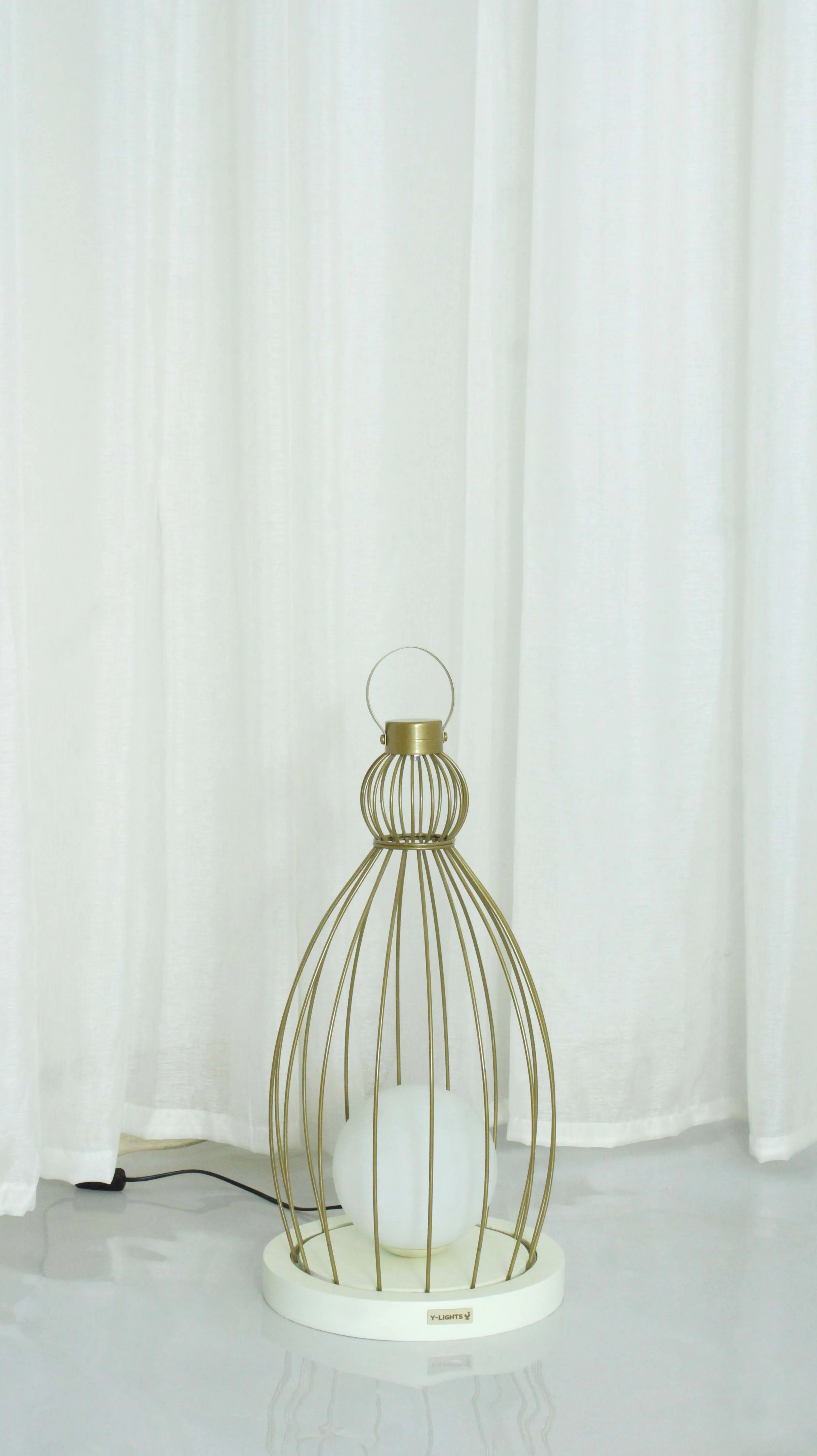 Floor Lamp - Gold & White 0