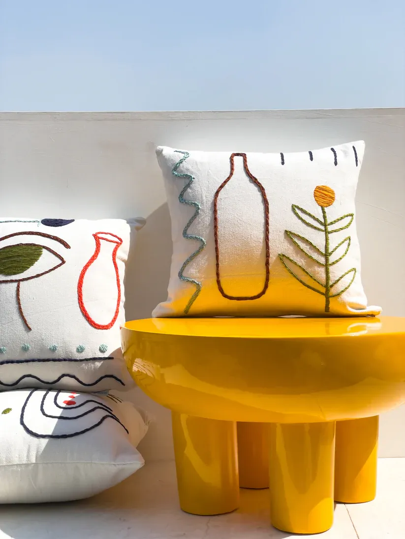 Contemporary Sun Cushion Brown Bottle 1