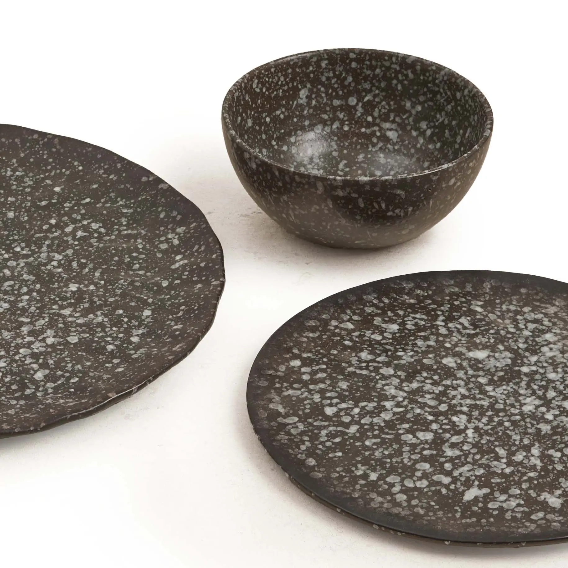 Charcoal Pottery Dinner Set (18 Pieces) 1