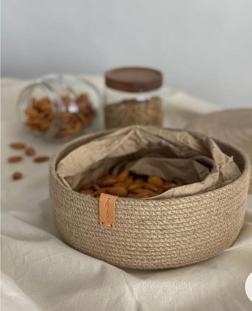 طبق ديكوري منسوج من الجوت image