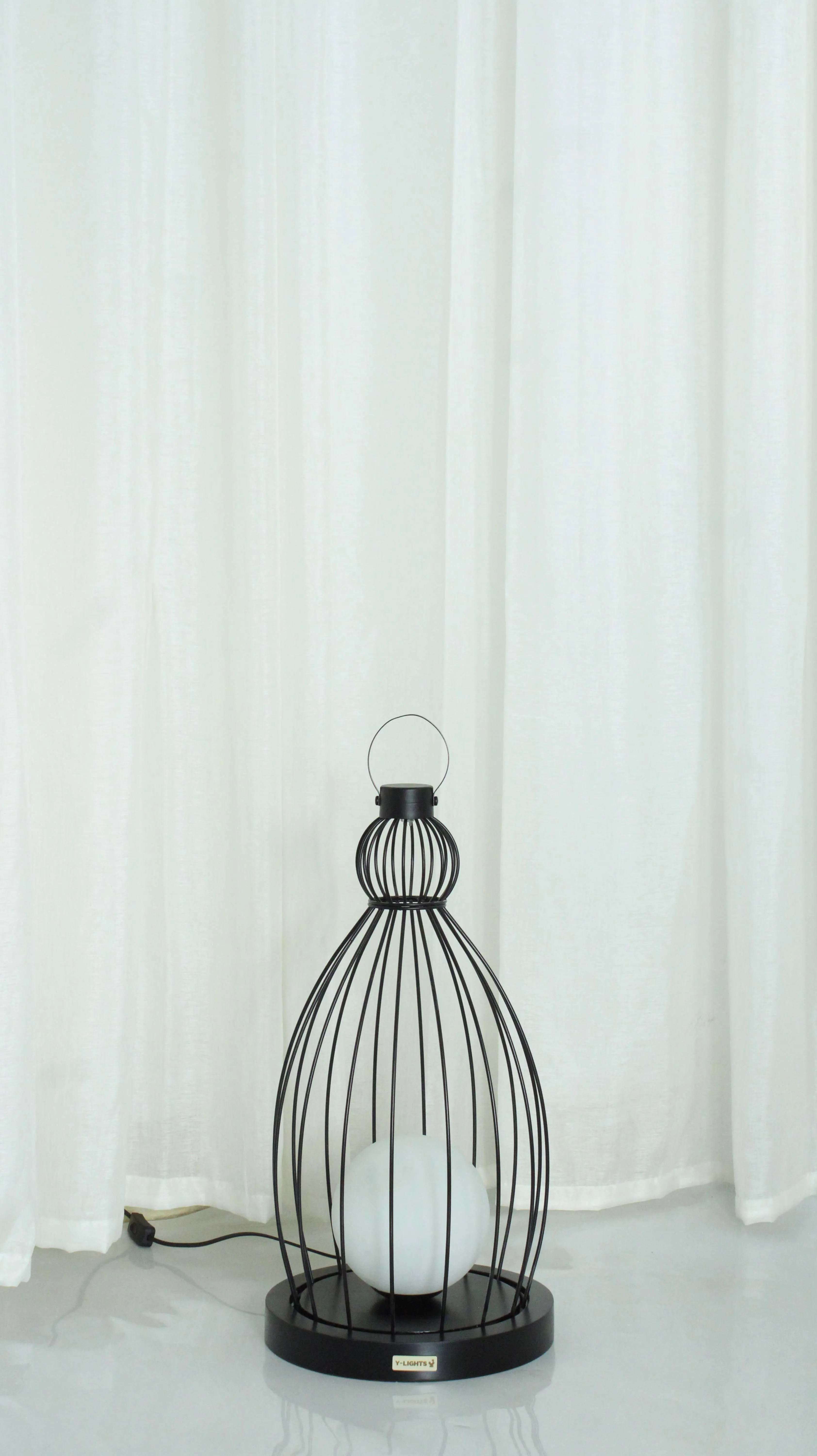 Floor Lamp - Black 0