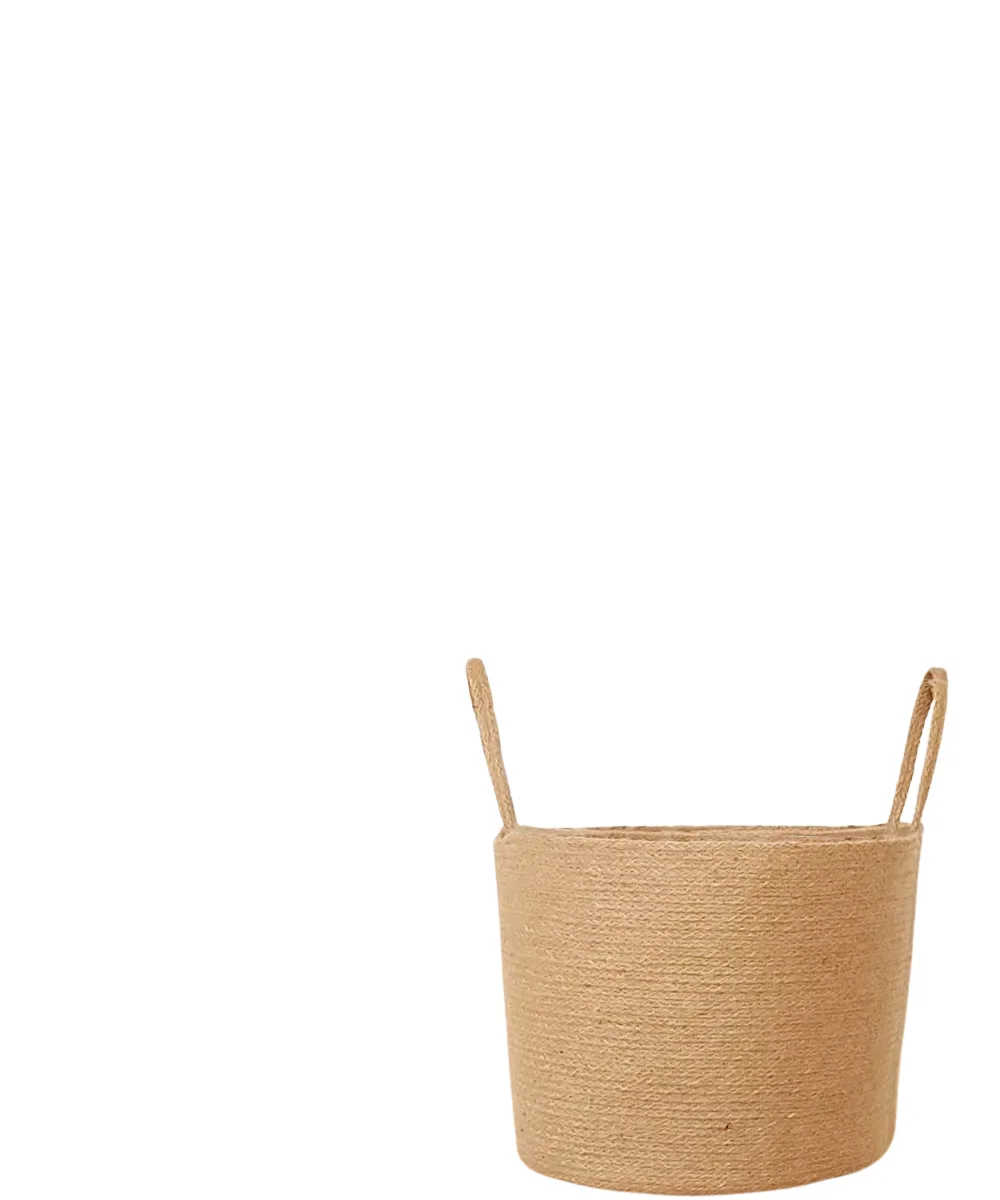 Tida Throw and Laundry Basket 3