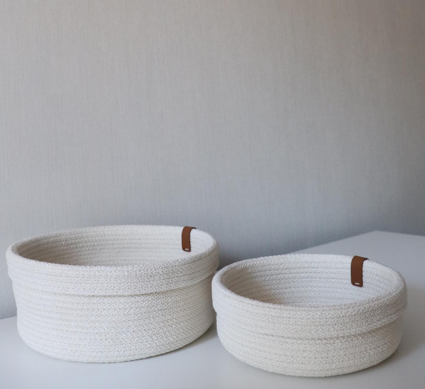 Handmade set of 2 woven cotton orgaziers 0