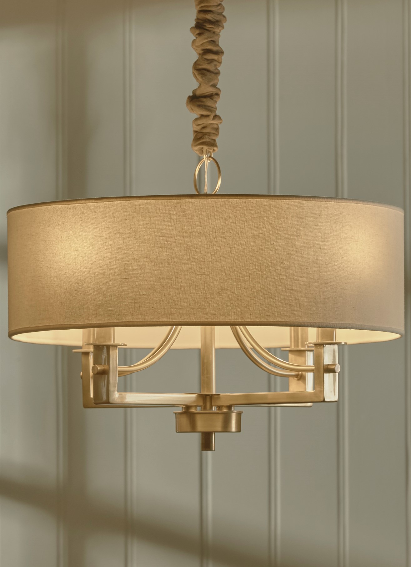 Classic Chandelier 0