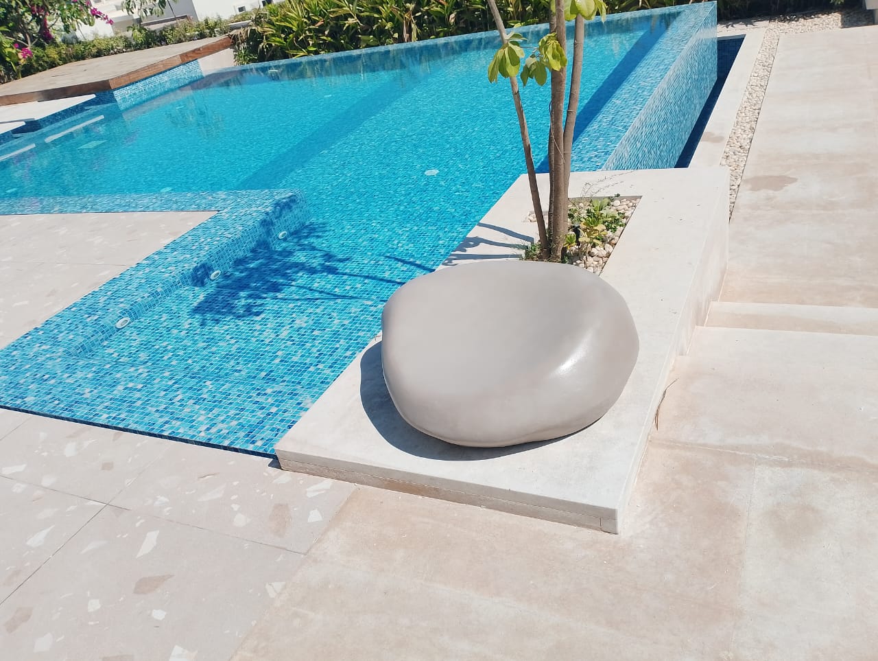 Pebble Concrete Chair 5