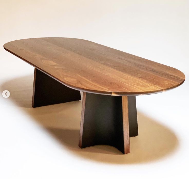 Eraton Dual-Texture Dining Table 0