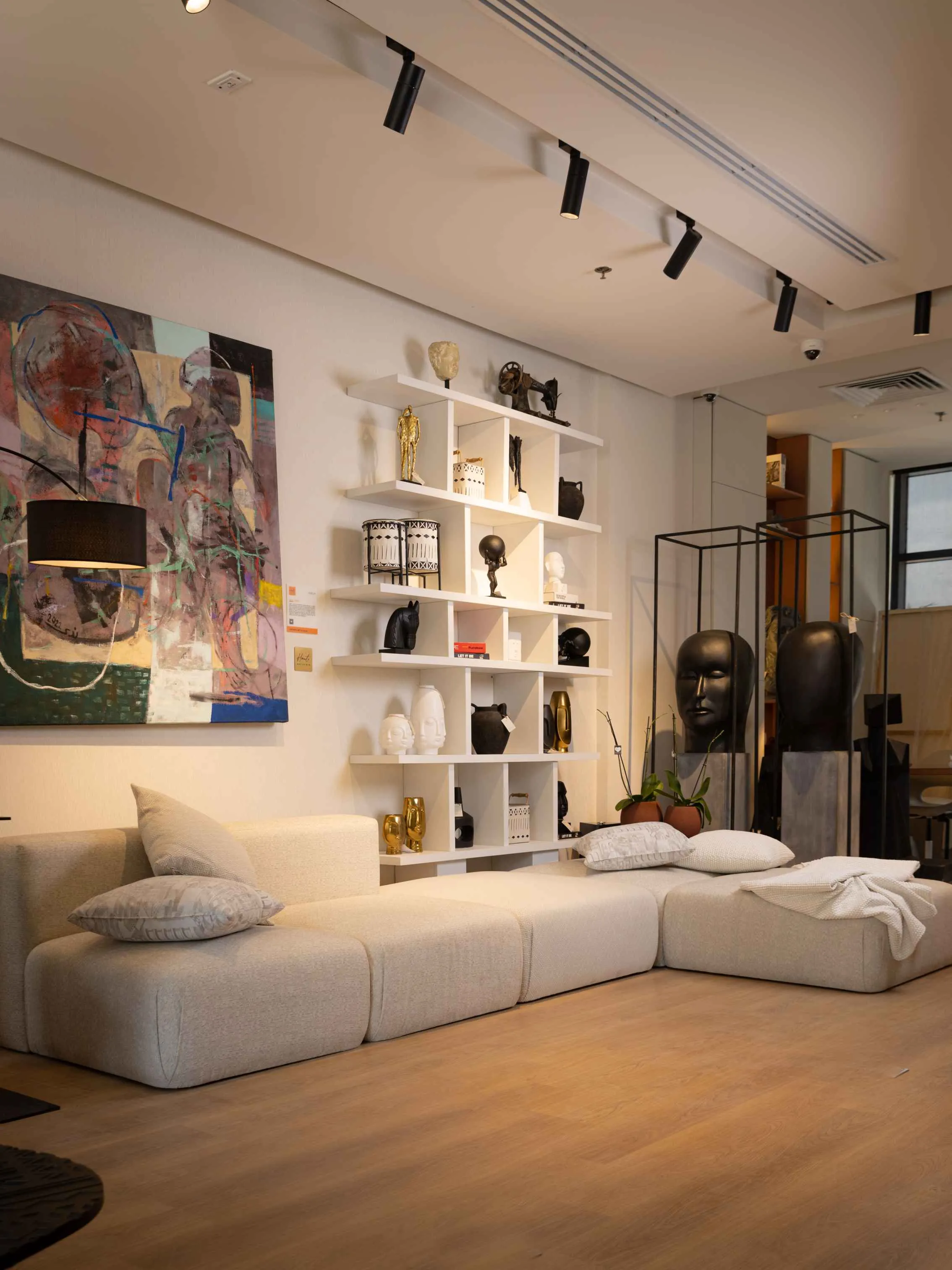 Naseej Fabric Couch 0