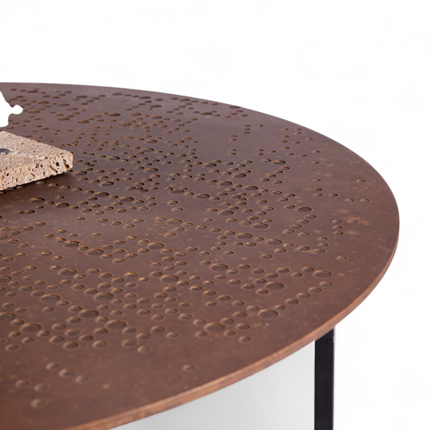 Round ’nd Round Coffee Table 1