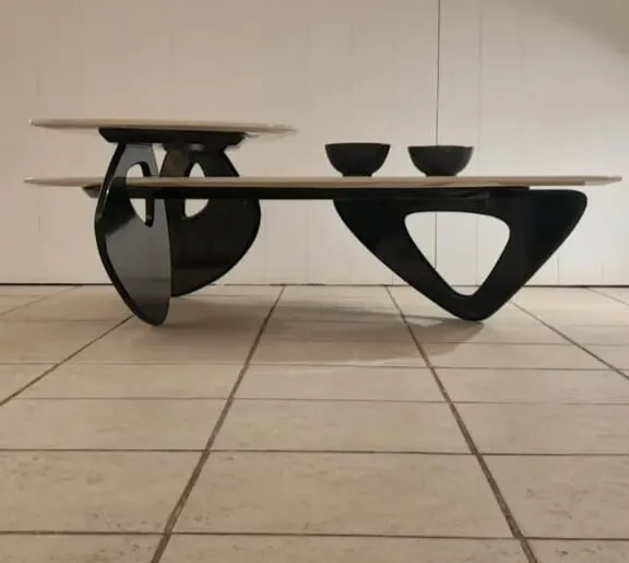 Slides Coffee Table - Marble Top - Wooden Legs 3