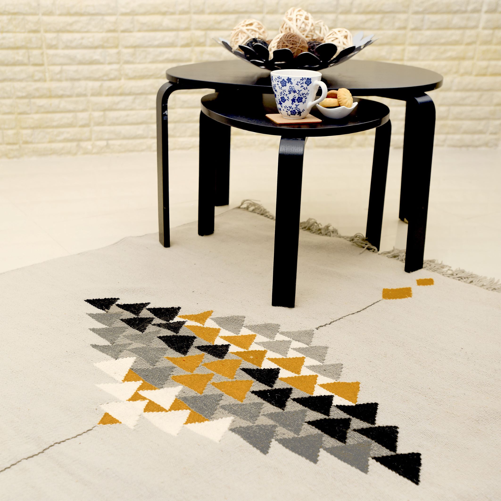 Lantern Kilim Carpet 2