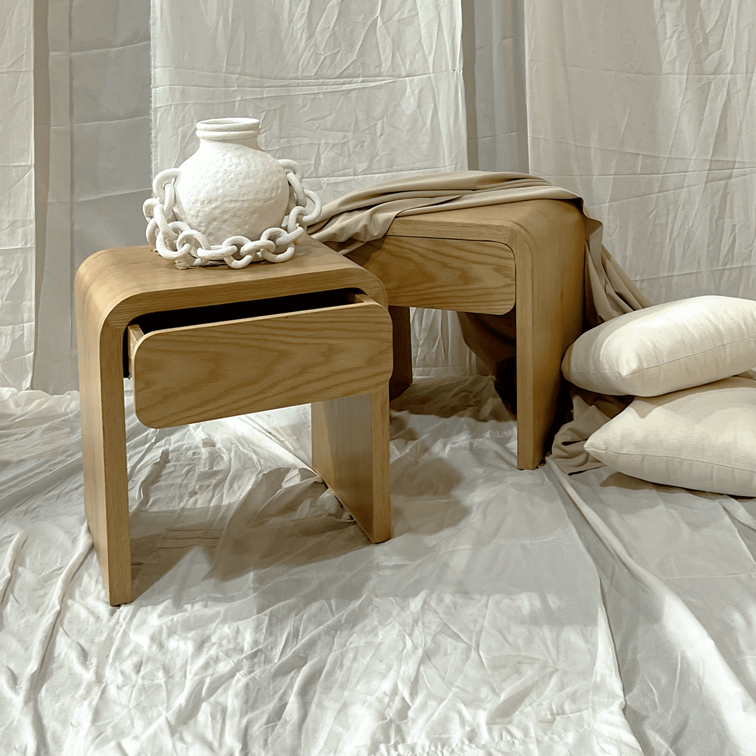 Luna Nightstand With Curved Top Design 4