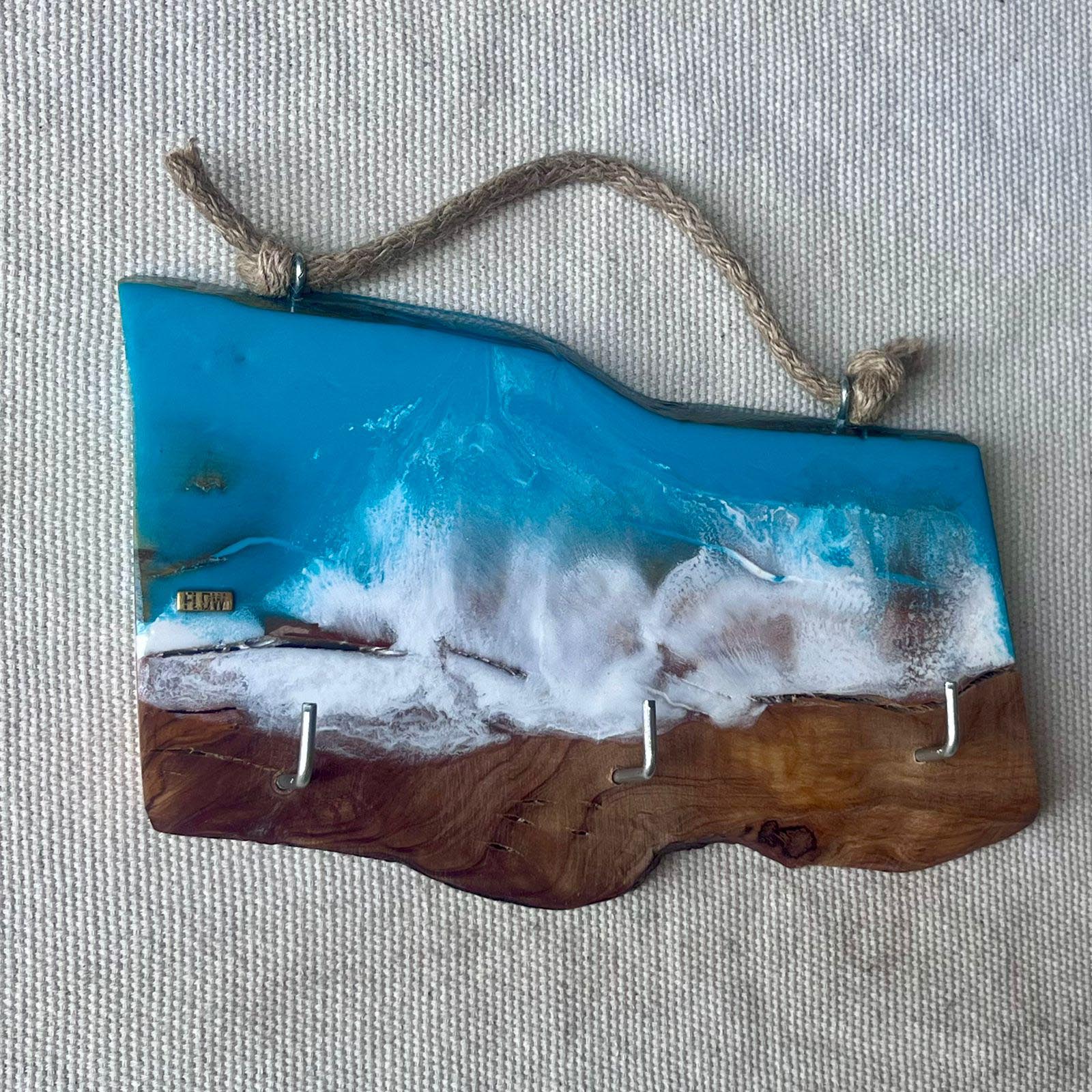Small Live Edge Key Holder 1
