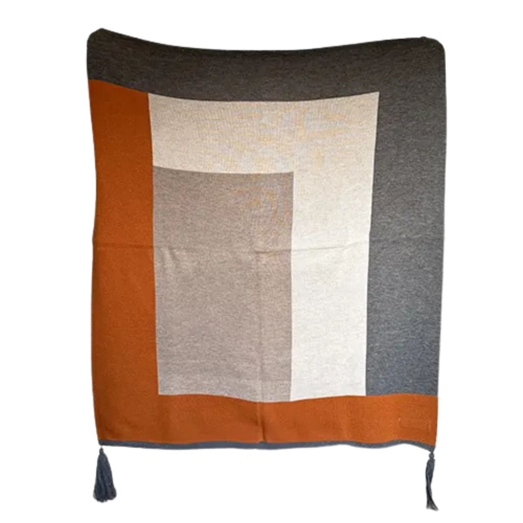 L. Throw Blanket - Tricot Knitted Comfort 0