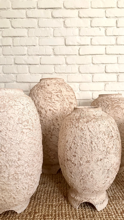 Mache vase 3