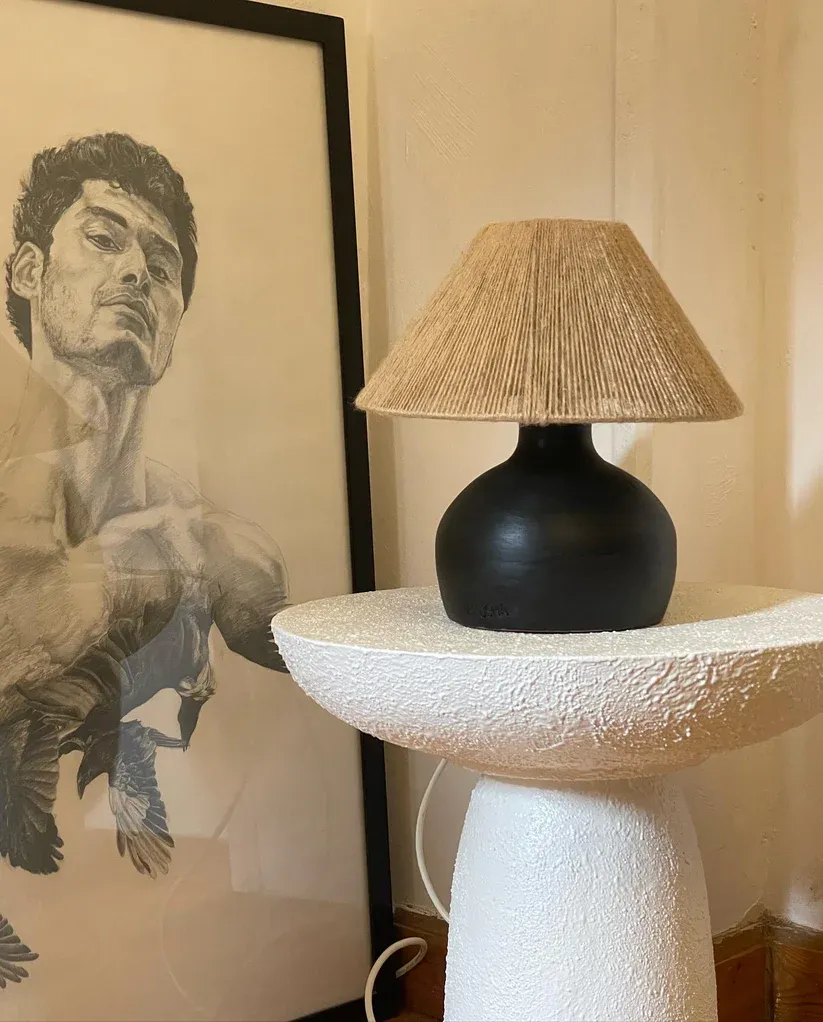 Black Widow Side lamp 1