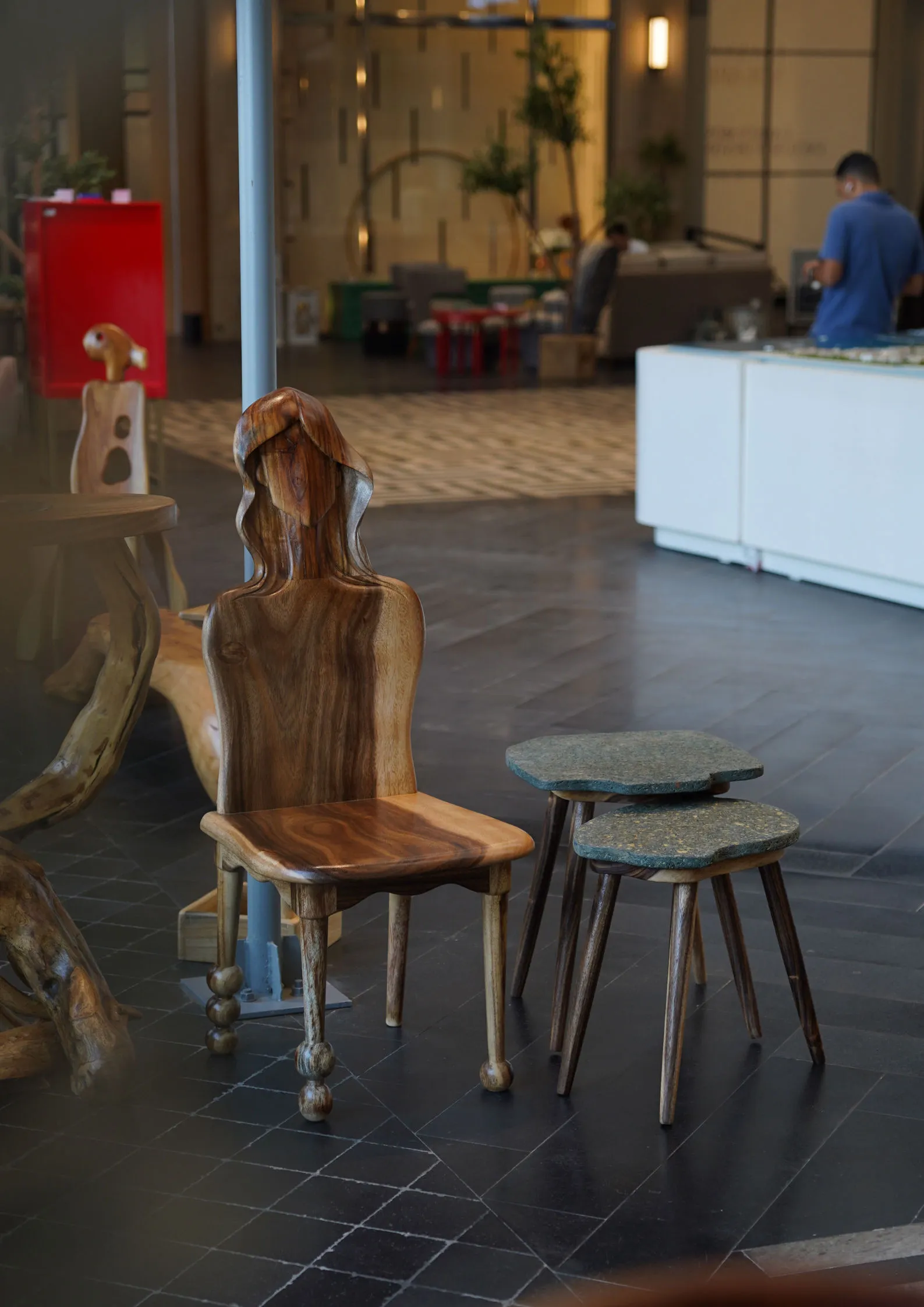 Lady Silhouette Chair – Lebbeck Wood Sculptural Feminine Form 1