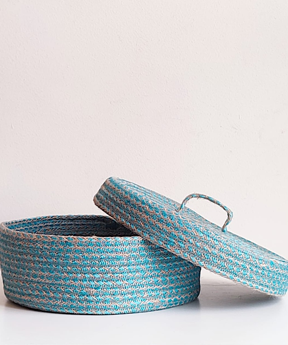 Colored Jute Basket with Lid 3