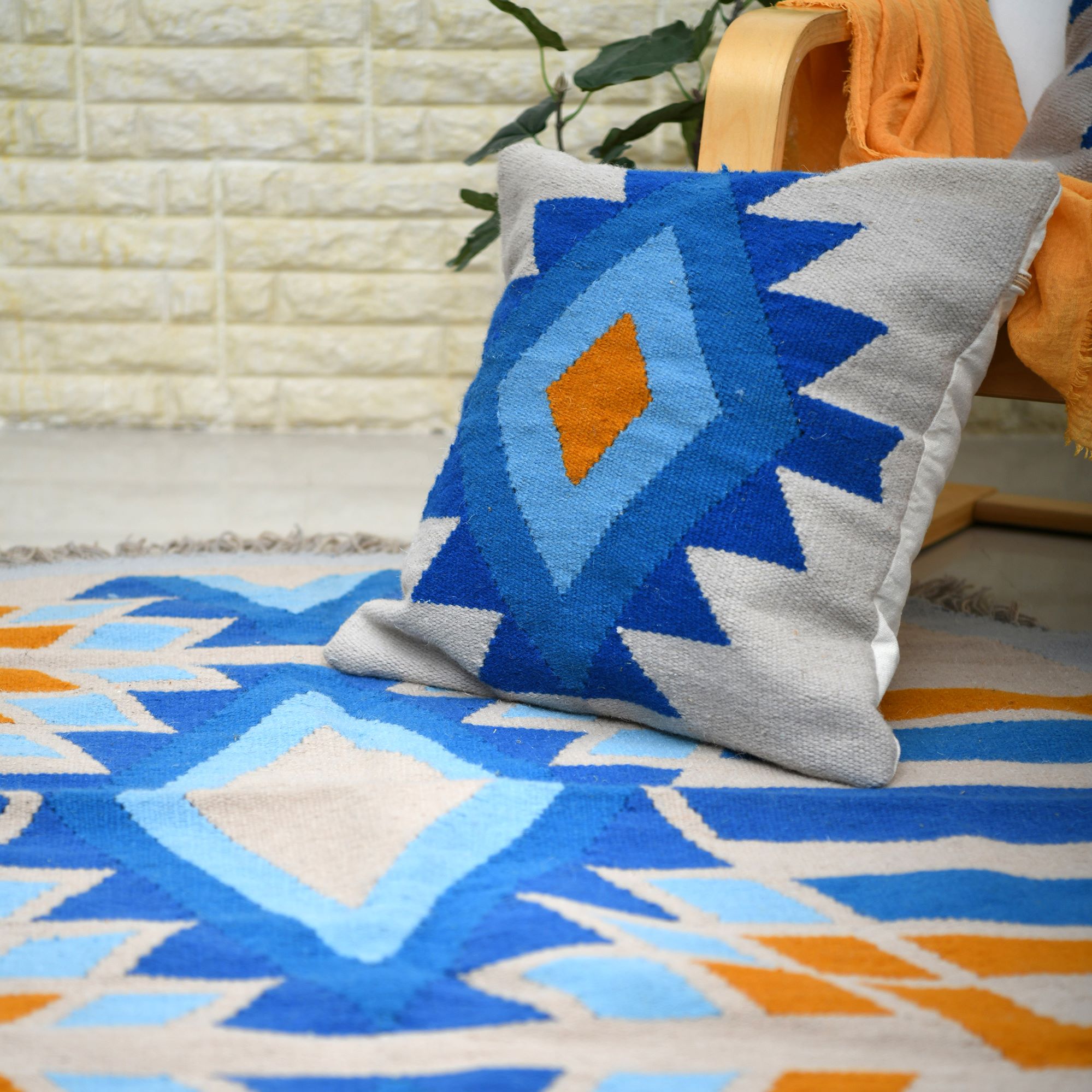 Summer Vibes Kilim Cushion 4