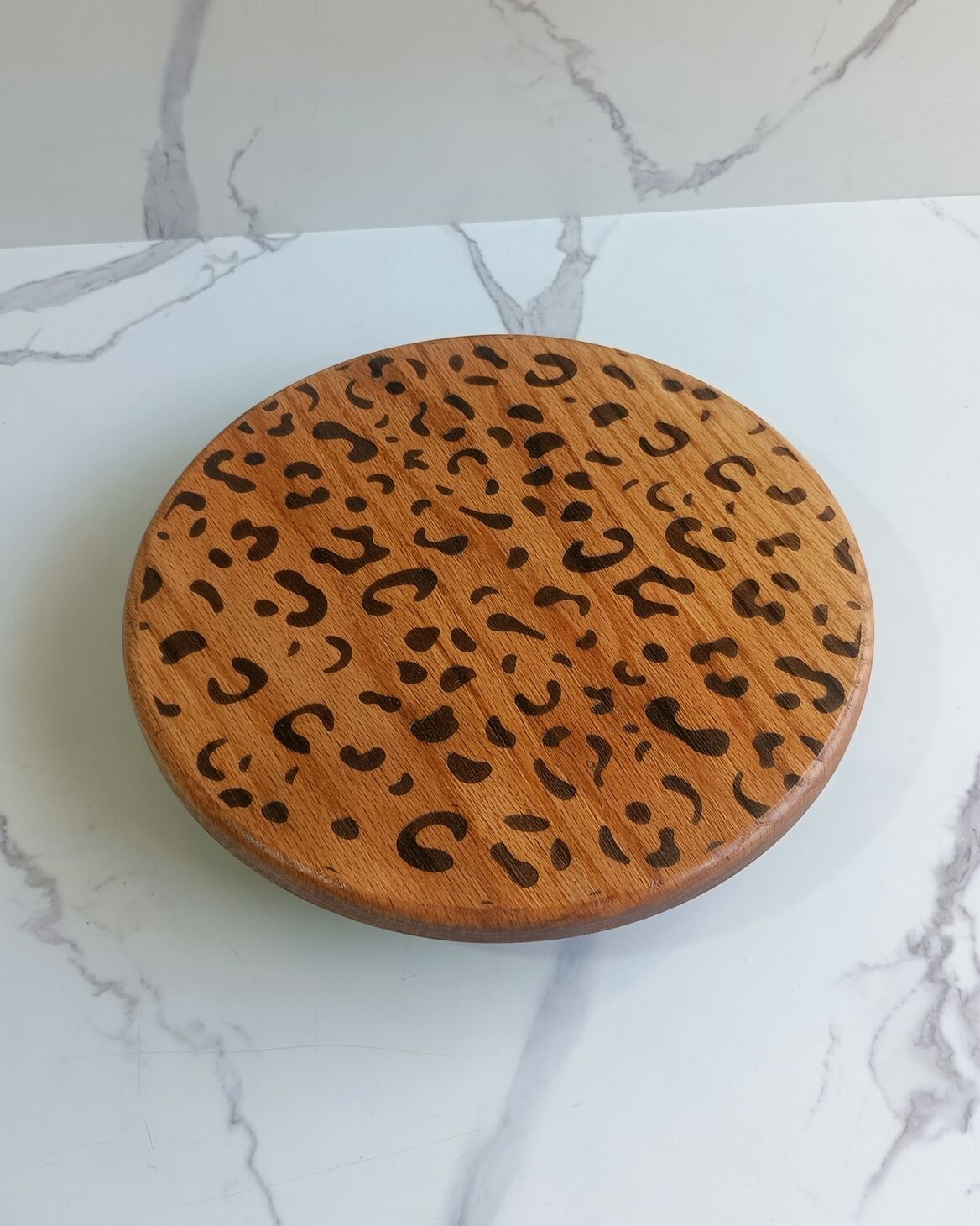 Leopard Cake Stand 2