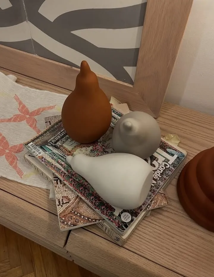 Kommetra Fiberglass Sculpture Small 1