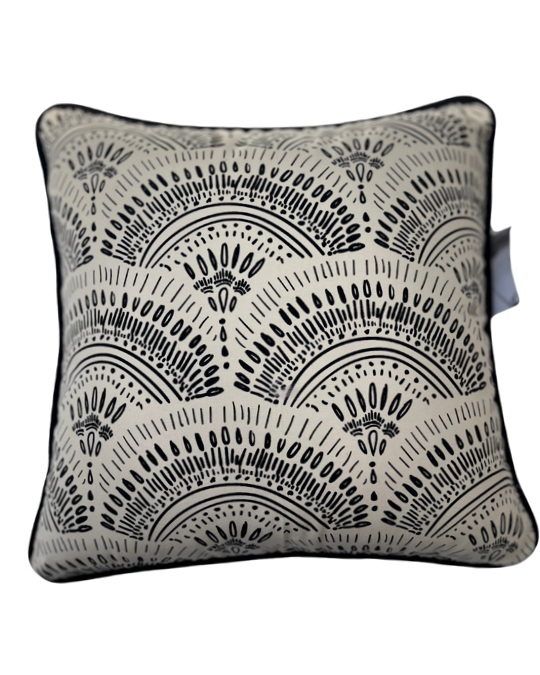 Black Lotus piped cord cushion 0