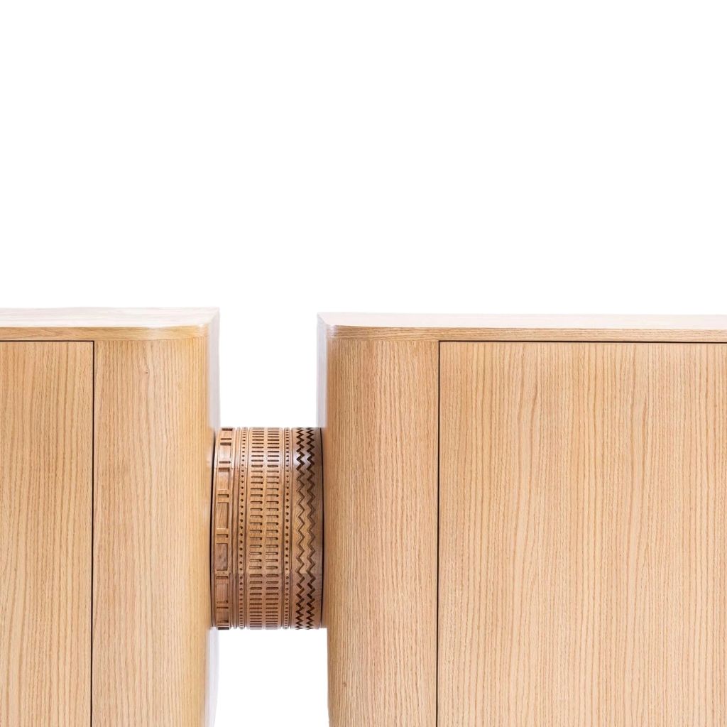 Pharaoh Buffet – Carved Oak Veneer Storage Unit 2