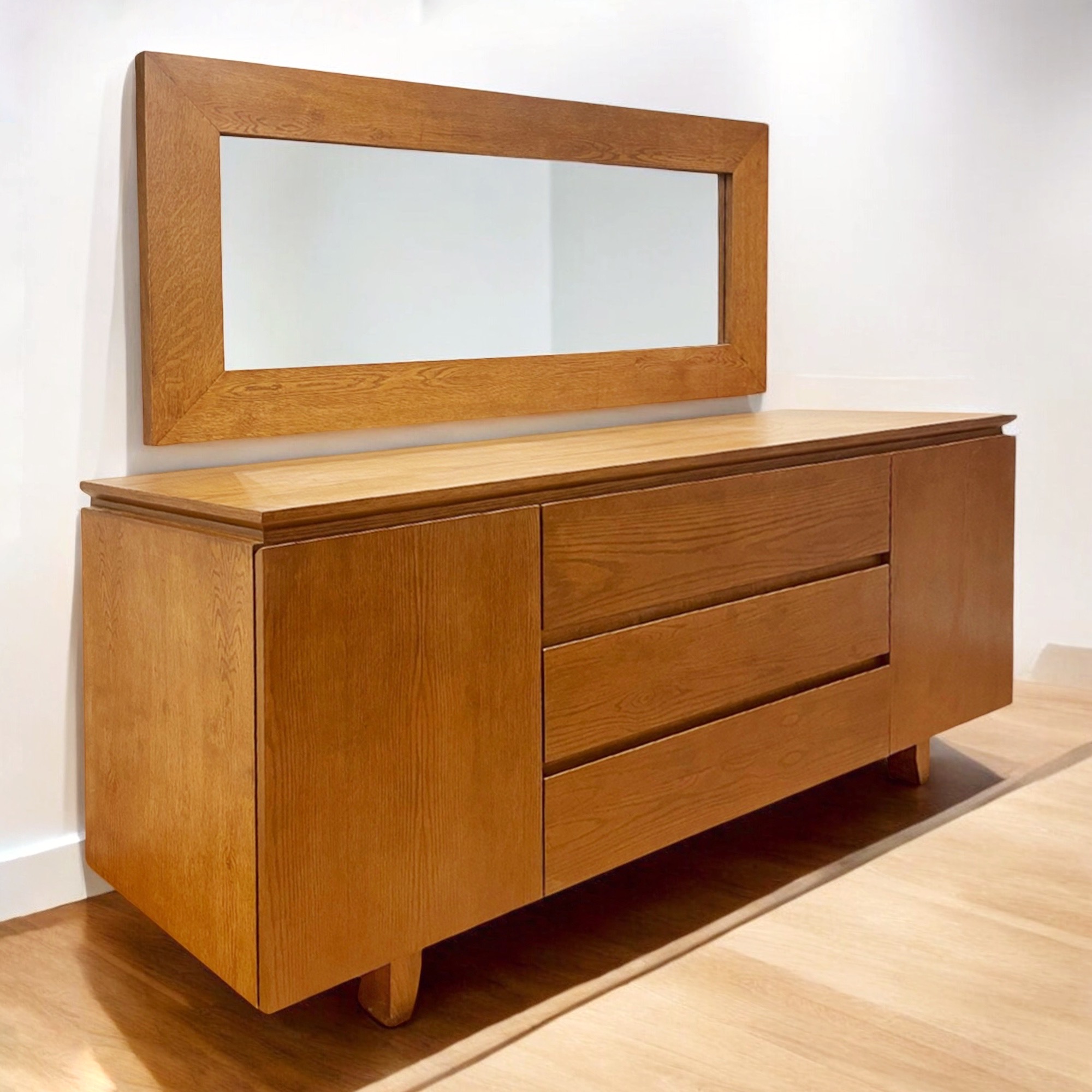 Contempo Oak Sideboard with mirror 0