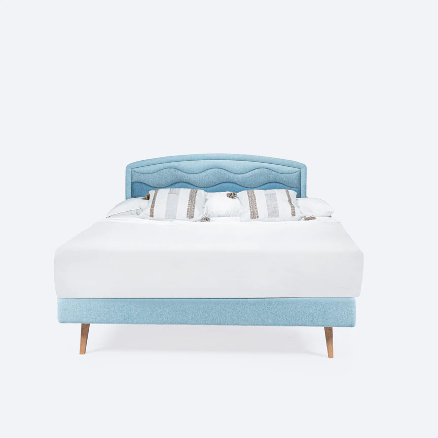 Tide Bed Upholstered With Oak Legs 1