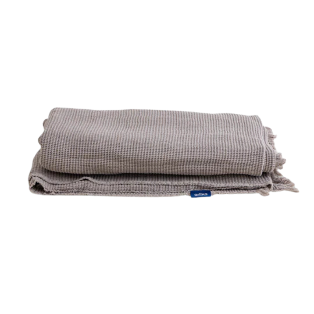 Fringe Honeycomb Bedspread 1