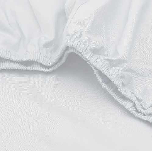 White Fitted Sheet + Pillowcases (600 TC) 1