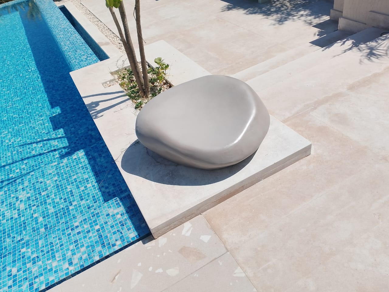 Pebble Concrete Chair 6