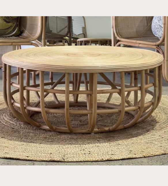 Efreshli | Rattan Table