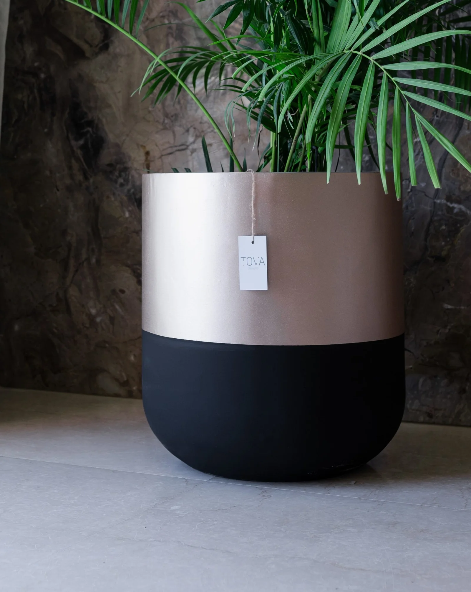 Fiber Glass Metallic Pot 0