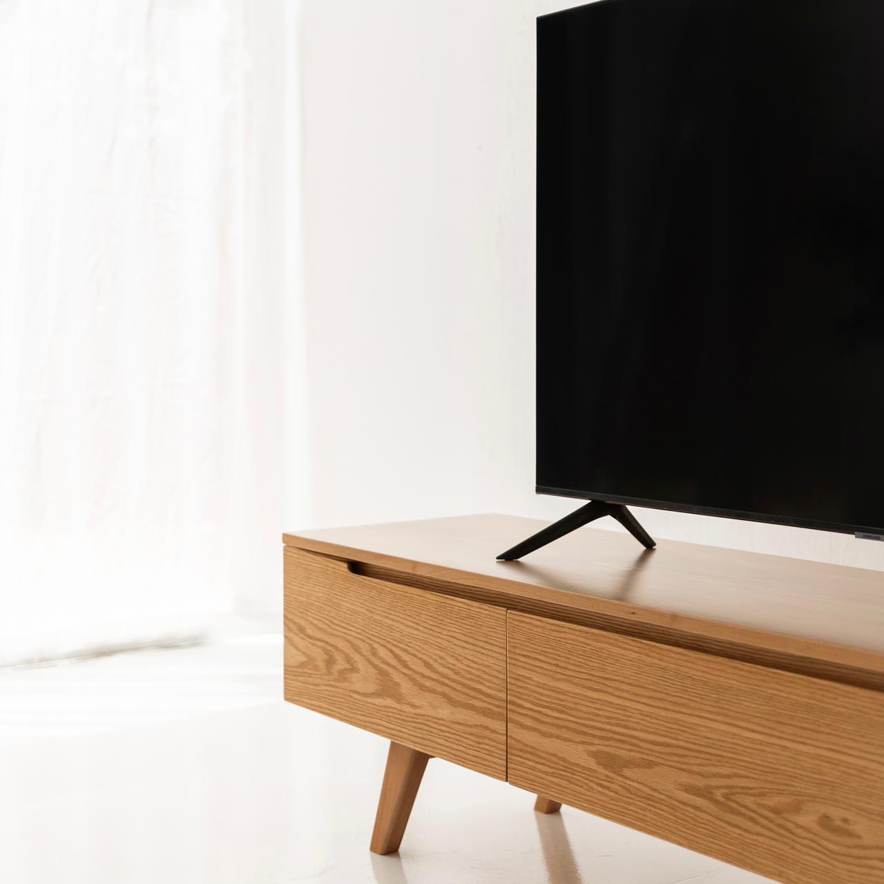 Luca Beech Wood TV Unit With Sleek Design 4
